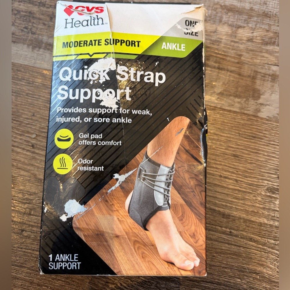 🌙 B40 CVS Health quick strap ankle support